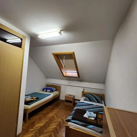 Hostel Katolicki Skolski Centar Petar Barbaric